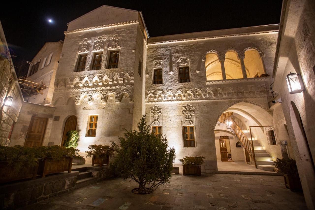 Sinasos Evleri Hotel Nevşehir Bagian luar foto