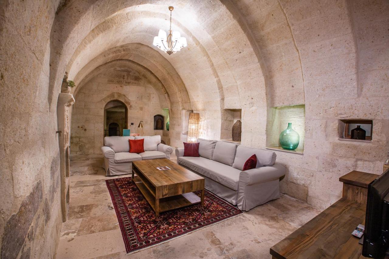 Sinasos Evleri Hotel Nevşehir Bagian luar foto