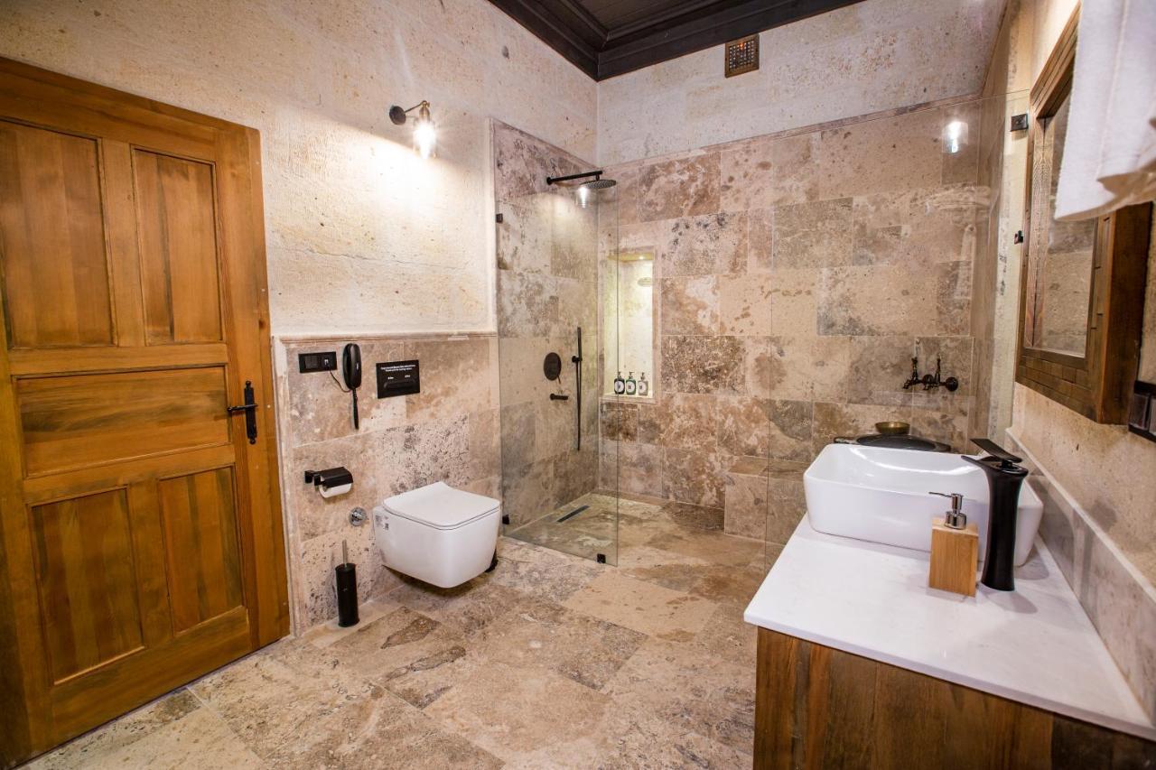 Sinasos Evleri Hotel Nevşehir Bagian luar foto