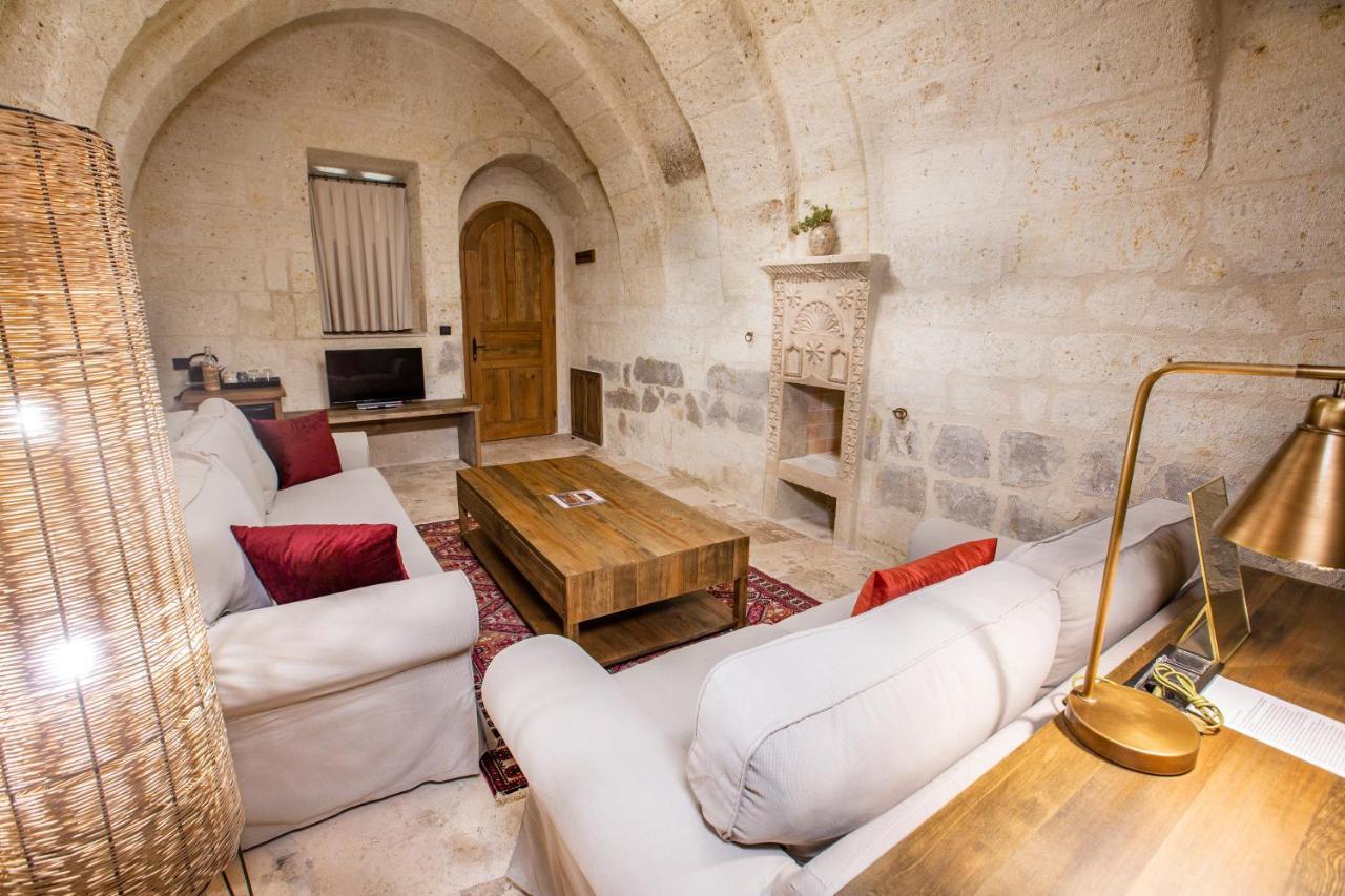 Sinasos Evleri Hotel Nevşehir Bagian luar foto