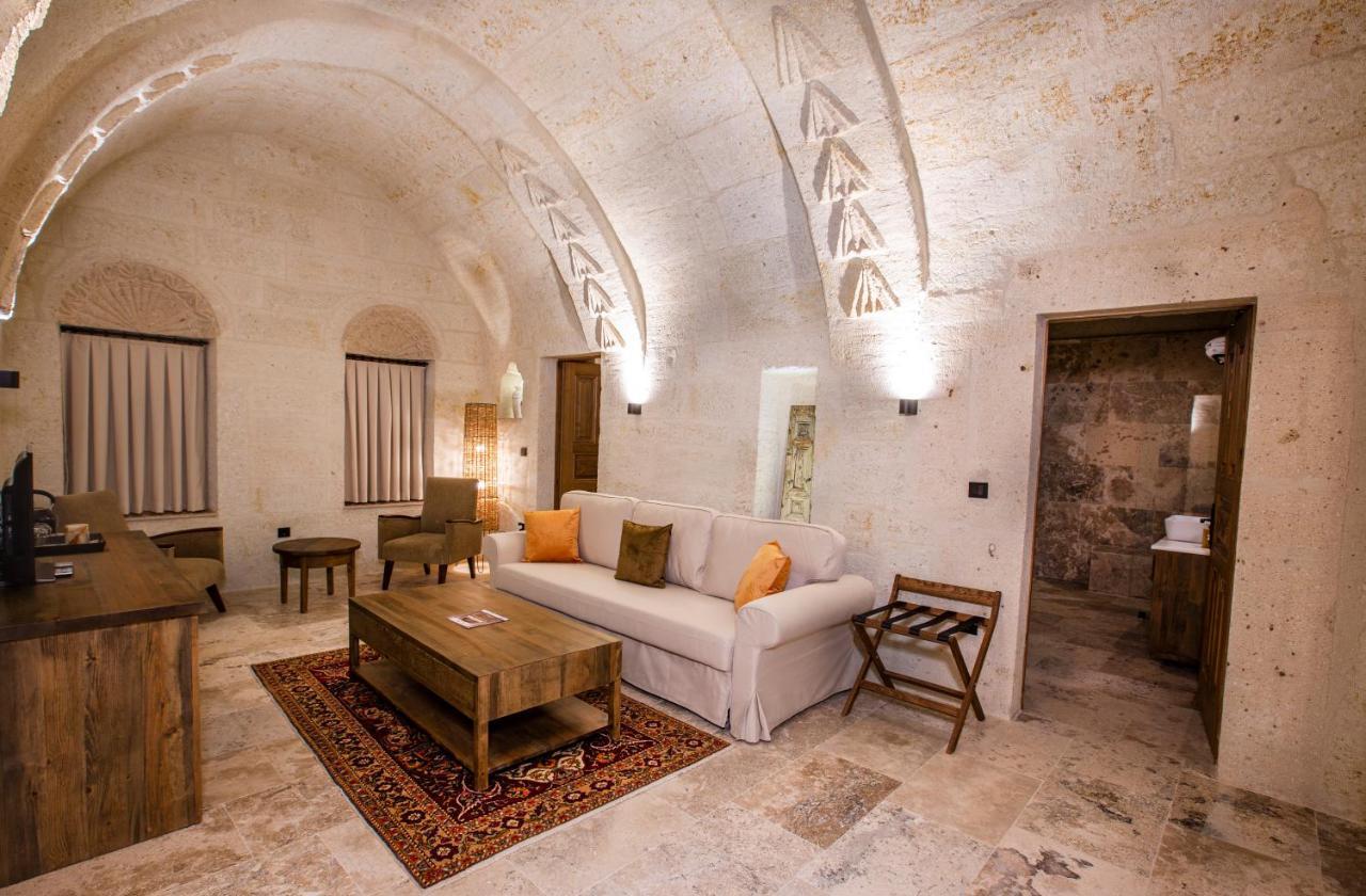 Sinasos Evleri Hotel Nevşehir Bagian luar foto